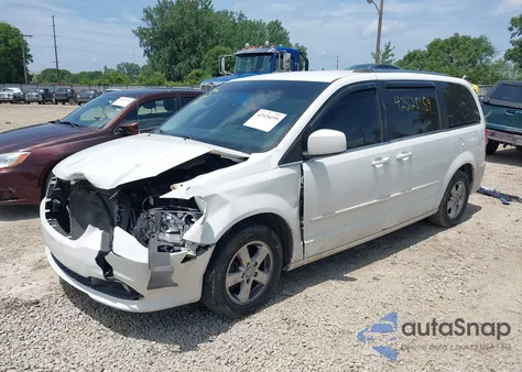 2011 Dodge Grand Caravan Crew z USA, uszkodzony, nr VIN 2D4RN5DG4BR763910